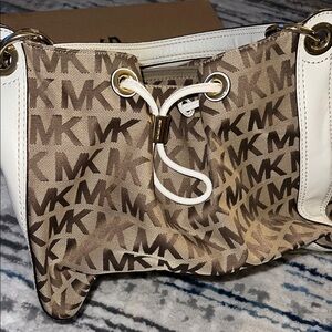 Michael Kors Tan and White Shoulder Bag
